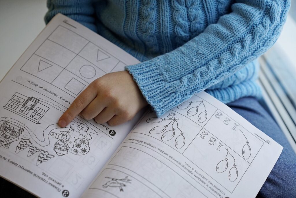 books, kids, reads-5443071.jpg